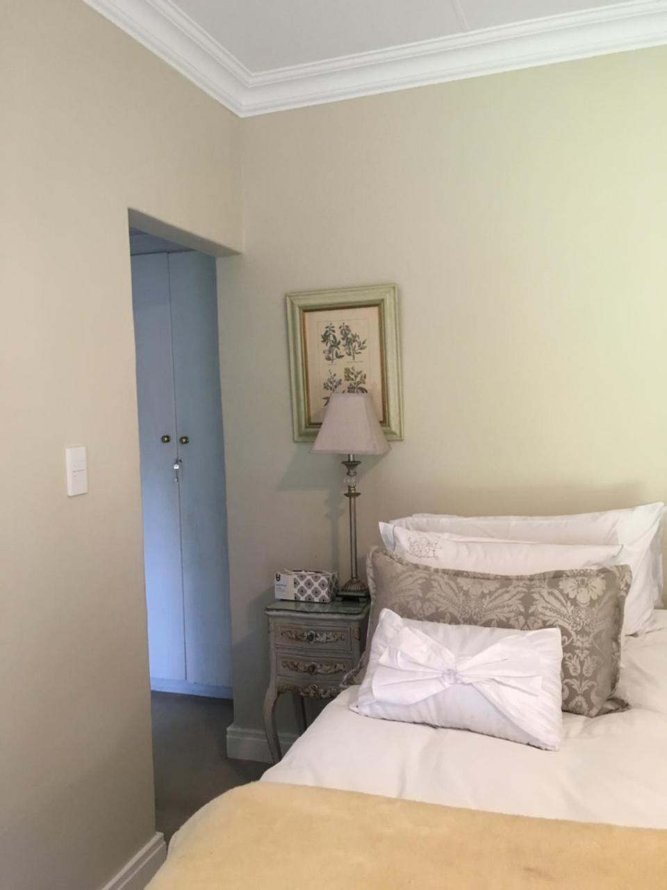 Vair'S Place Guest House In Sandton Paulshof - Apartment, Lux Suites & Spa Γιοχάνεσμπουργκ Εξωτερικό φωτογραφία