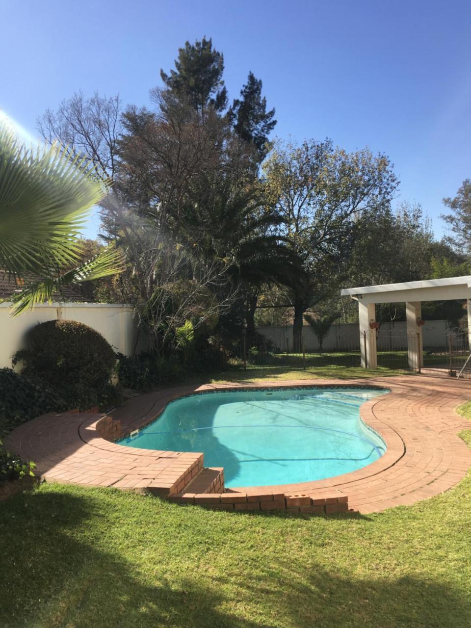 Vair'S Place Guest House In Sandton Paulshof - Apartment, Lux Suites & Spa Γιοχάνεσμπουργκ Εξωτερικό φωτογραφία